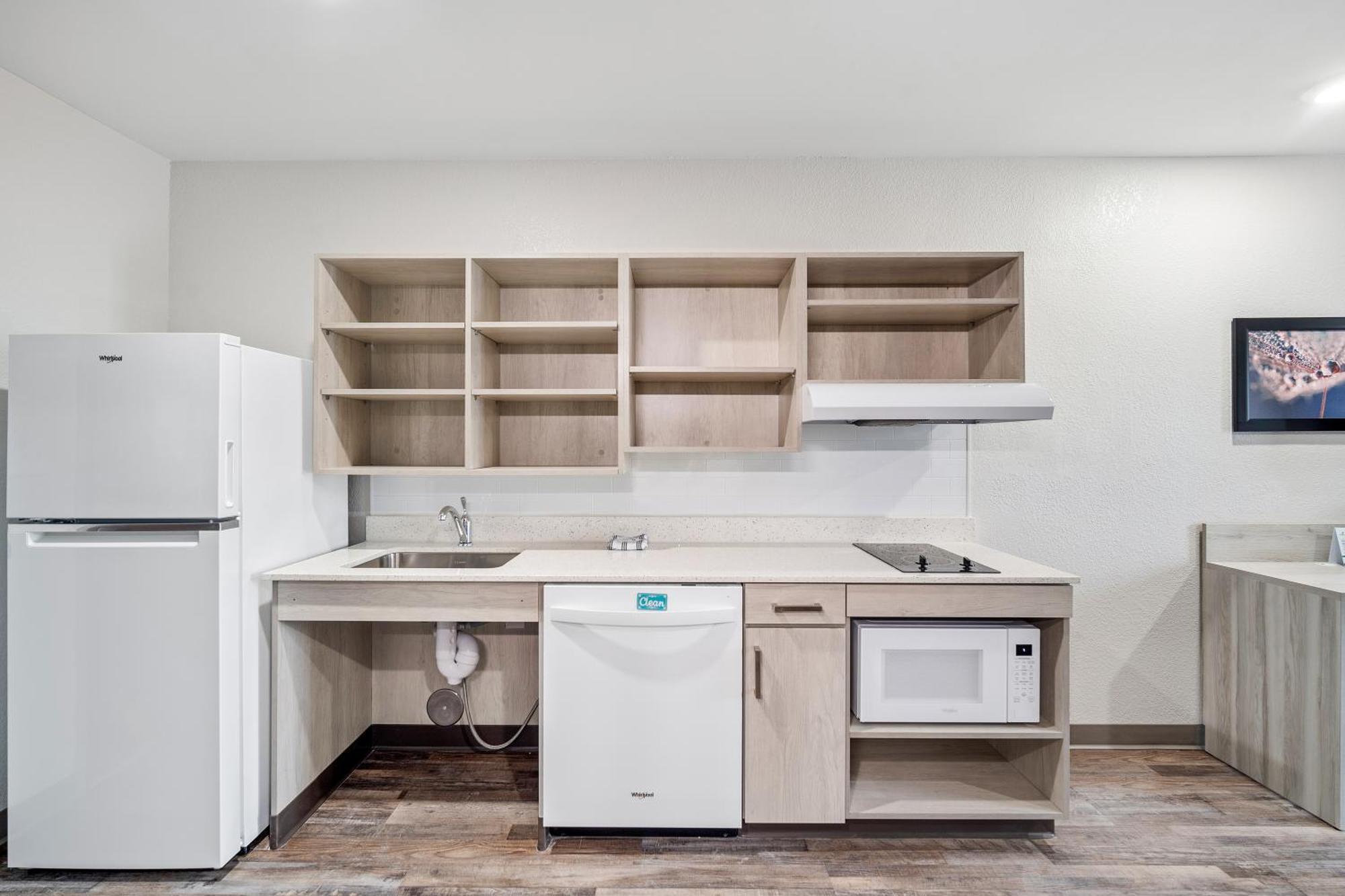 Woodspring Myers - Cape Coral